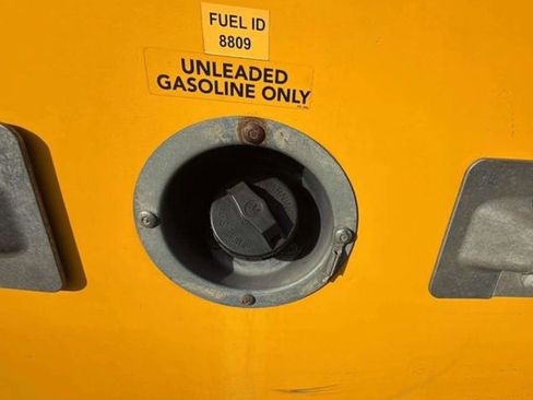 Used 2018 GMC Savana 3500 Extended w/ Driver Convenience Package image 17