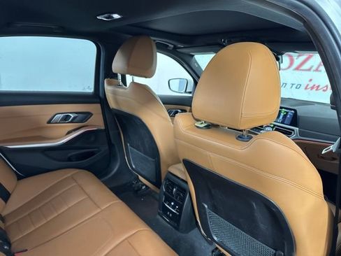 Used 2021 BMW 330i Sedan w/ Driving Assistance Package image 19