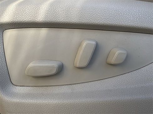 Used 2017 GMC Yukon Denali w/ Open Road Package image 28