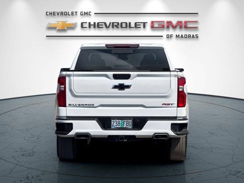 Used 2024 Chevrolet Silverado 1500 RST w/ Convenience Package II AWD/4WD image 4