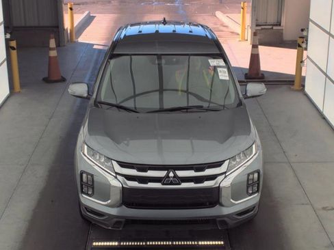 Used 2024 Mitsubishi Outlander Sport SE image 2