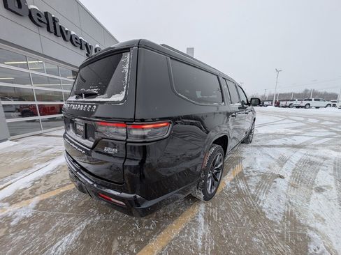 Used 2024 Jeep Grand Wagoneer L Series II w/ Quick Order Packagew 28T image 5