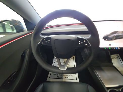 Used 2025 Tesla Model 3 Long Range RWD image 12