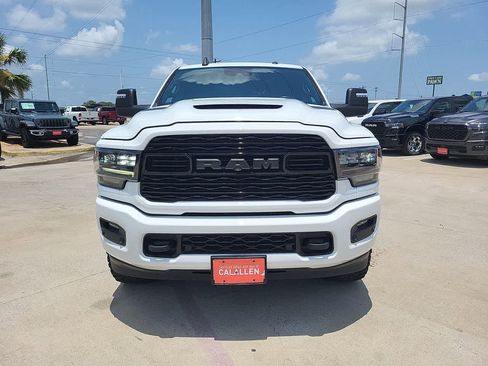 Used 2023 RAM 2500 Limited AWD/4WD image 14