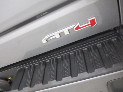 Certified 2022 GMC Sierra 1500 AT4 w/ AT4 Premium Package AWD/4WD image 10