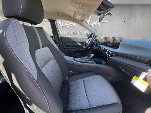 New 2027 Nissan Sentra SV FWD image 25