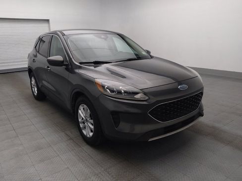 Used 2020 Ford Escape SE FWD image 13