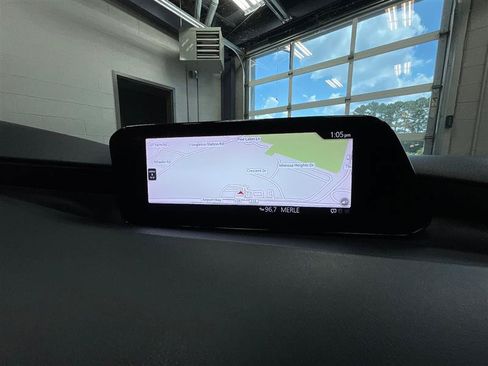 Used 2021 MAZDA MAZDA3 s FWD image 18