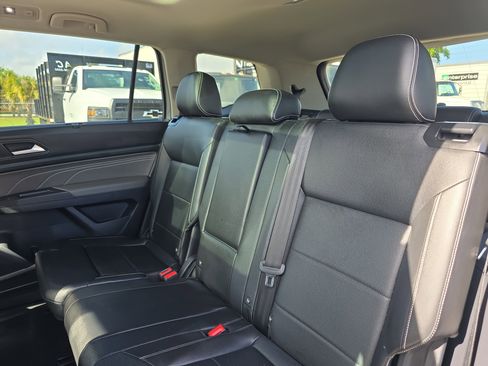 Used 2022 Volkswagen Atlas SE image 17