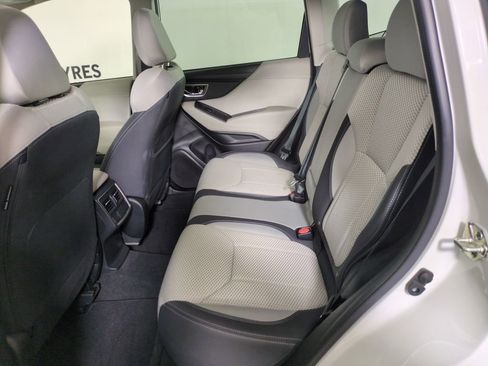 Used 2022 Subaru Forester Premium AWD/4WD image 27