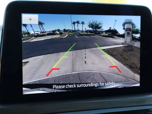 Used 2020 Ford Escape Titanium image 15