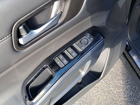 New 2025 Nissan Pathfinder SL w/ Lighting Package (N92) image 23