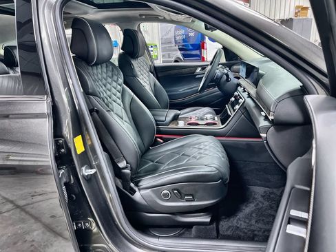 Used 2025 Genesis GV80 3.5T Prestige AWD/4WD image 28