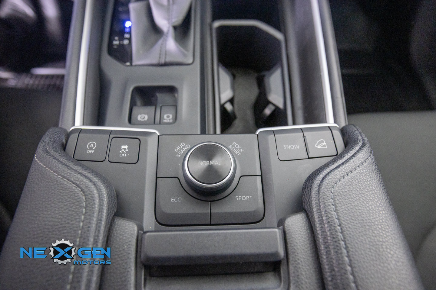 Used 2026 Toyota Grand Highlander AWD image 24