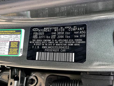 Used 2025 Hyundai Elantra Sport FWD image 32
