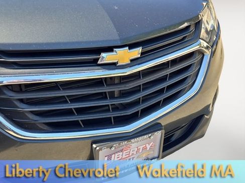 Used 2020 Chevrolet Equinox LS AWD/4WD image 9
