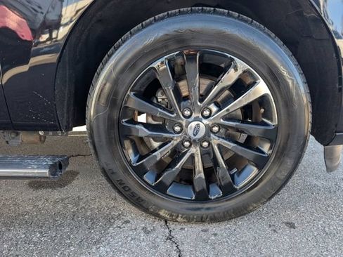 Used 2019 Ford Expedition Max Limited RWD image 33
