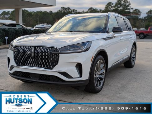 New 2026 Lincoln Aviator Reserve w/ Illumination Package image 2