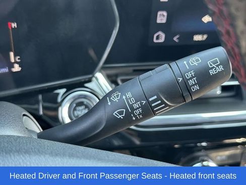 Used 2025 Chevrolet Trax RS w/ Driver Confidence Package image 11