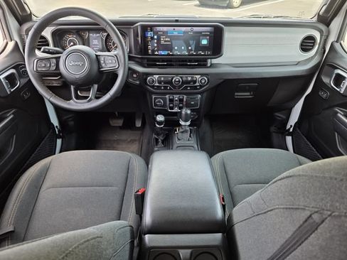 Used 2024 Jeep Wrangler Unlimited Sport AWD/4WD image 8