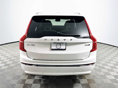 Used 2023 Volvo XC90 B5 Plus AWD/4WD image 6