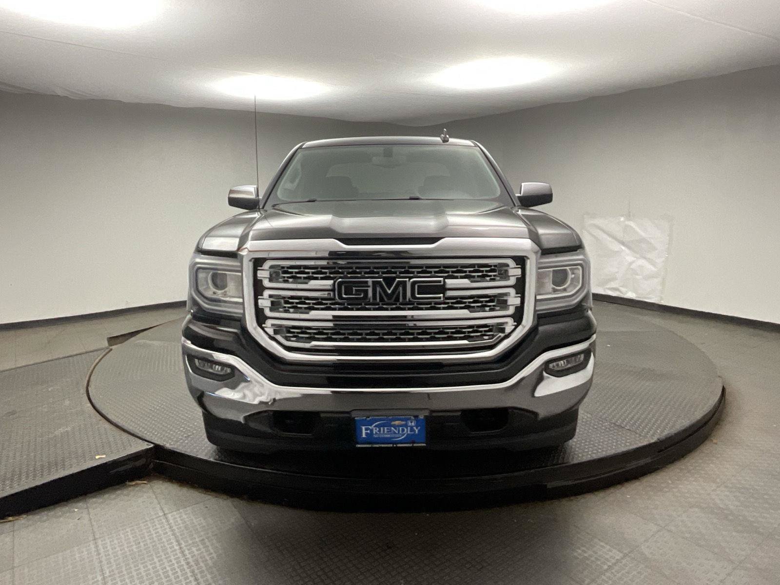 Used 2018 GMC Sierra 1500 SLT w/ SLT Premium Package AWD/4WD image 2