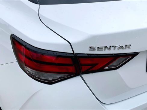 Used 2025 Nissan Sentra SV FWD image 27