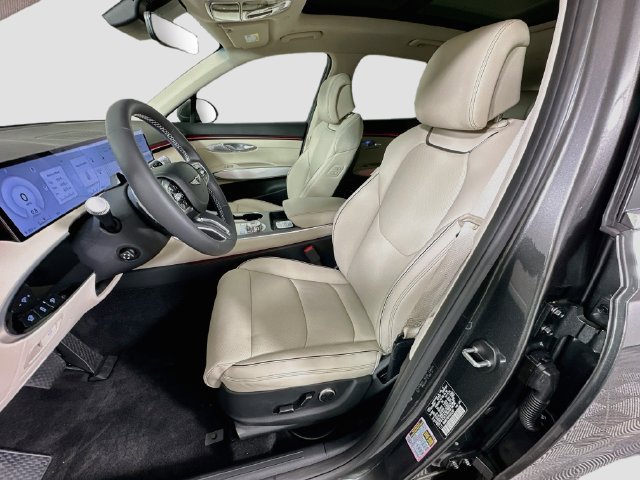 New 2027 Genesis GV70 2.5T Advanced w/ Tow Package AWD/4WD image 16