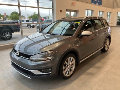 Used 2017 Volkswagen Golf Alltrack SE