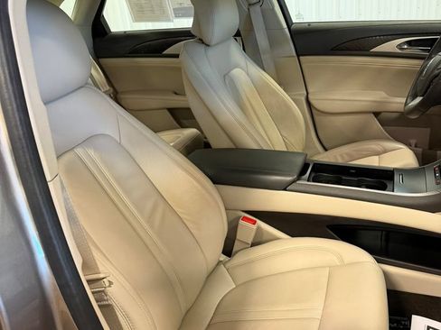 Used 2019 Lincoln MKZ Reserve w/ Reserve Plus Package AWD/4WD image 34