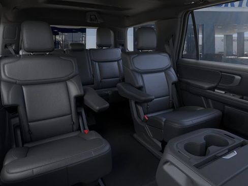New 2026 Ford Expedition Platinum w/ Stealth Appearance Package AWD/4WD image 13