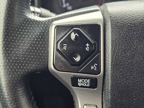 Used 2020 Toyota 4Runner SR5 image 31