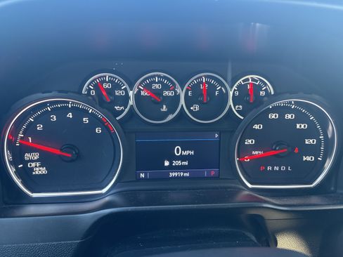 Used 2021 Chevrolet Silverado 1500 Custom w/ Safety Confidence Package image 11