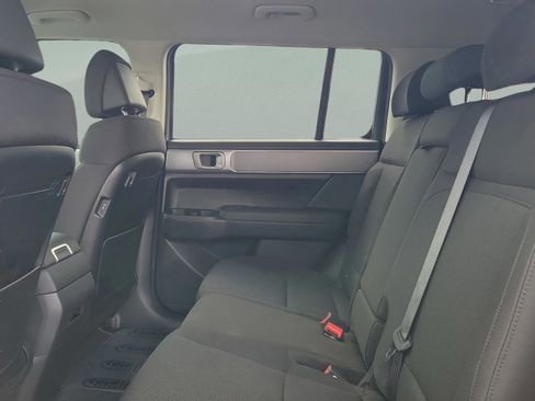 New 2026 Hyundai Santa Fe SE image 8