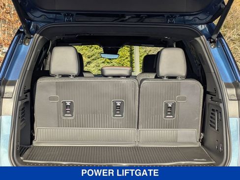 New 2026 GMC Acadia Denali Ultimate w/ LPO, Floor Liner Package image 41