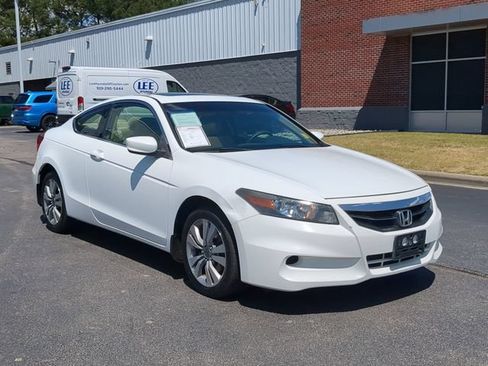 Used 2011 Honda Accord EX image 1