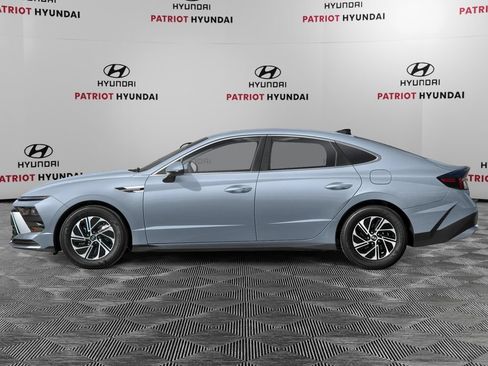New 2026 Hyundai Sonata Blue FWD image 3