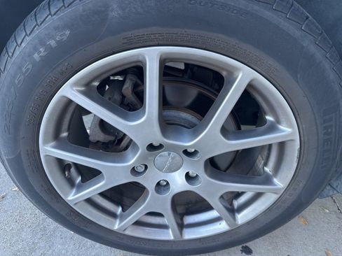 Used 2015 Dodge Journey R/T w/ Flexible Seating Group image 18