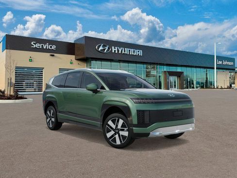 New 2026 Hyundai Ioniq 9 SEL image 2