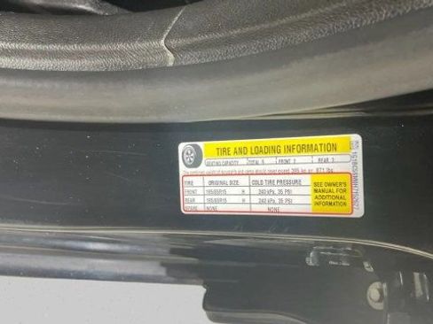 Used 2017 Chevrolet Cruze LS image 20