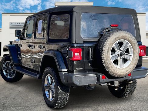 Used 2019 Jeep Wrangler Unlimited Sahara w/ Advanced Safety Group image 12