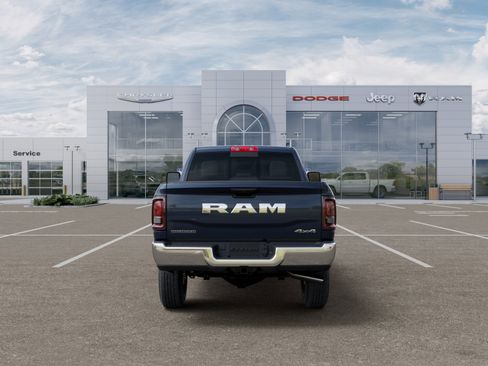 New 2025 RAM 2500 Big Horn AWD/4WD image 14