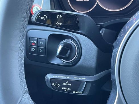 Used 2023 Porsche Cayenne S Platinum image 33