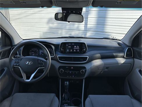 Used 2019 Hyundai Tucson SE image 18