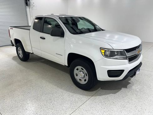 Used 2017 Chevrolet Colorado W/T w/ WT Convenience Package AWD/4WD image 7