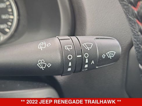 Used 2022 Jeep Renegade Trailhawk AWD/4WD image 24