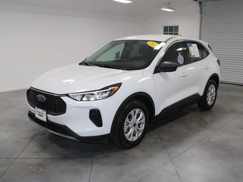Used 2024 Ford Escape Active image 4