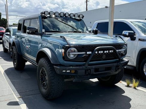 Used 2021 Ford Bronco First Edition image 2