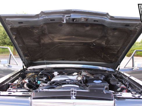 Used 1986 Lincoln Town Car image 7