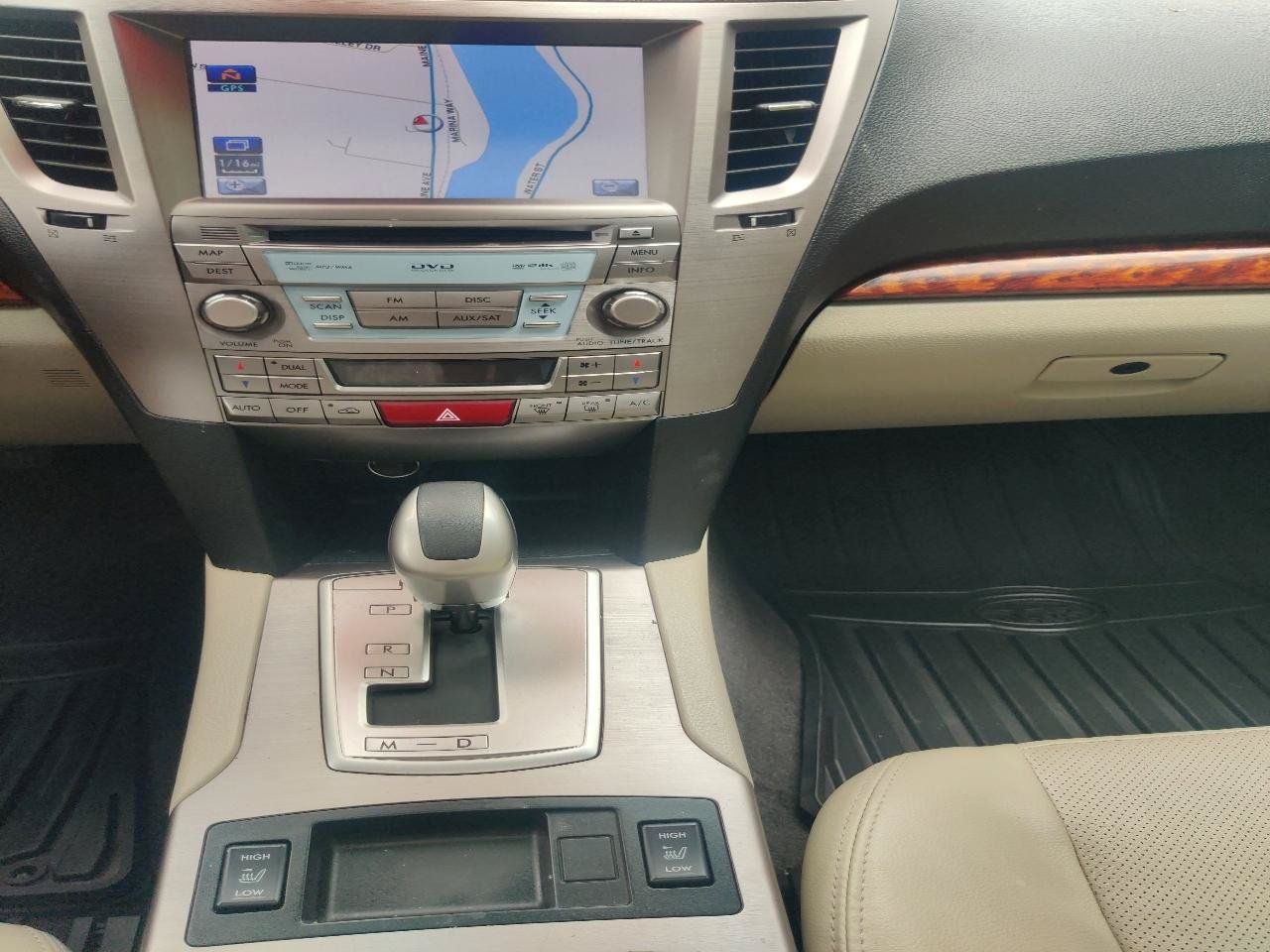 Used 2012 Subaru Outback 3.6R Limited AWD/4WD image 11